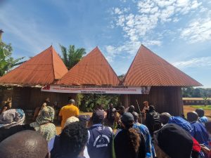 The Bamiléké Administrative System: A Model of Resilience Through Solidarity